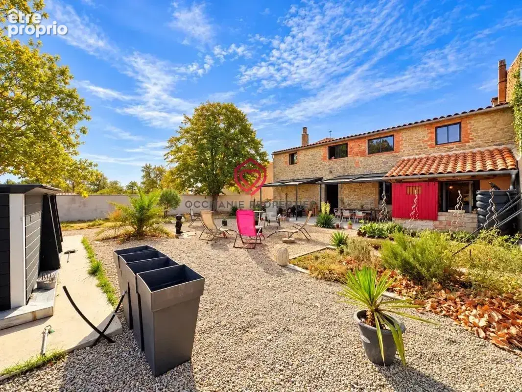 Maison de caractère avec jardin et piscine - photo 30