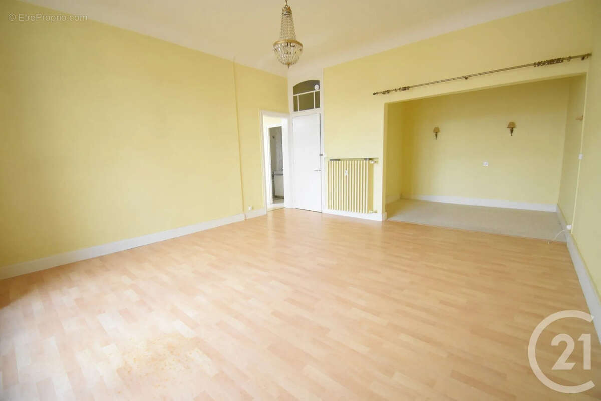 Appartement à VICHY