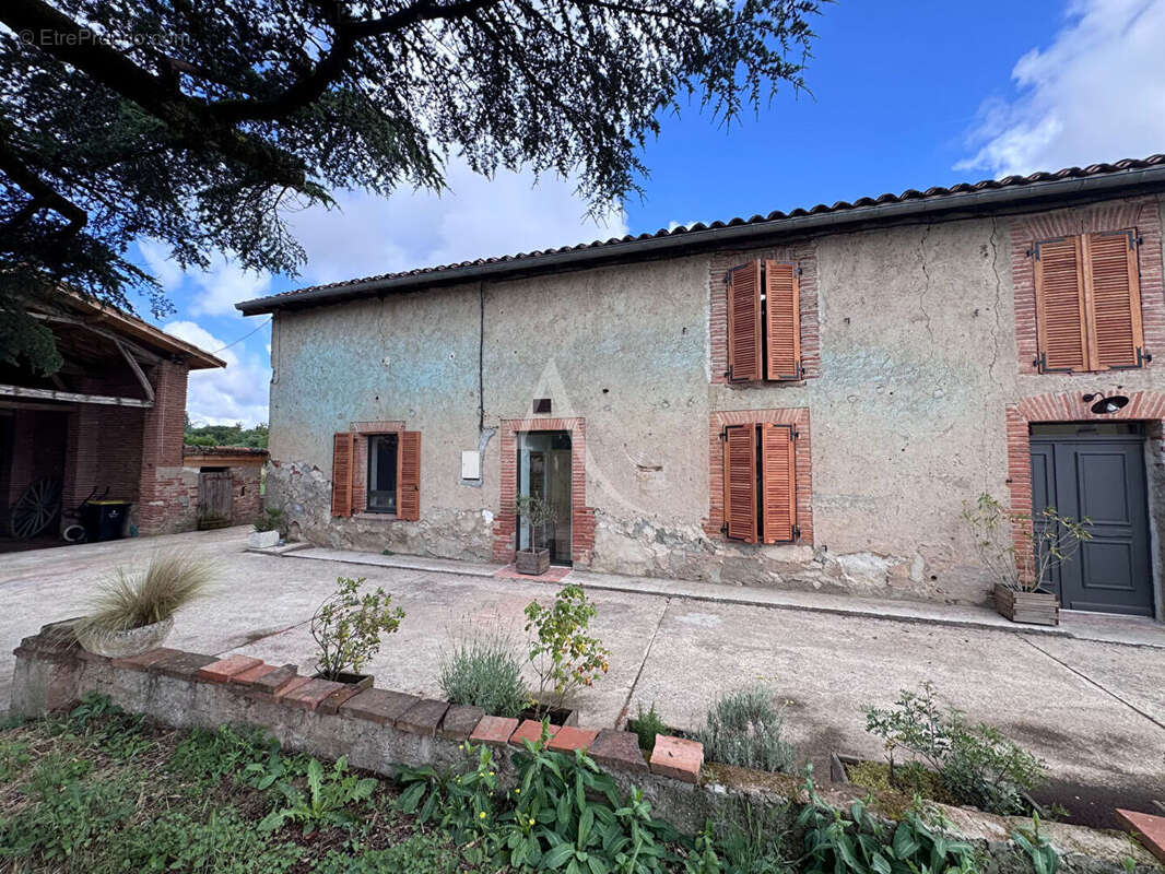 Lagrave, Maison de caractère de +/- 197 m² - photo 3