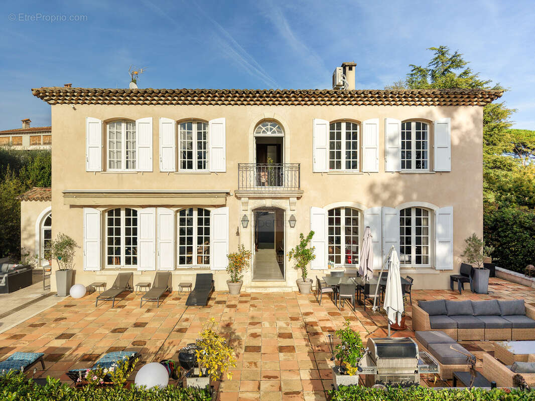 Maison à LA COLLE-SUR-LOUP