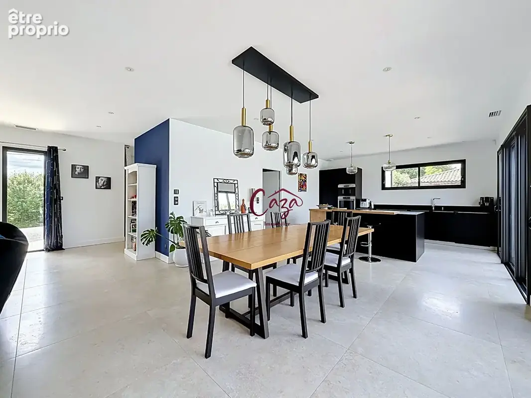 Villa comtemporaine de plain pied 183 m2 garage , piscine , 4 chambres - photo 7