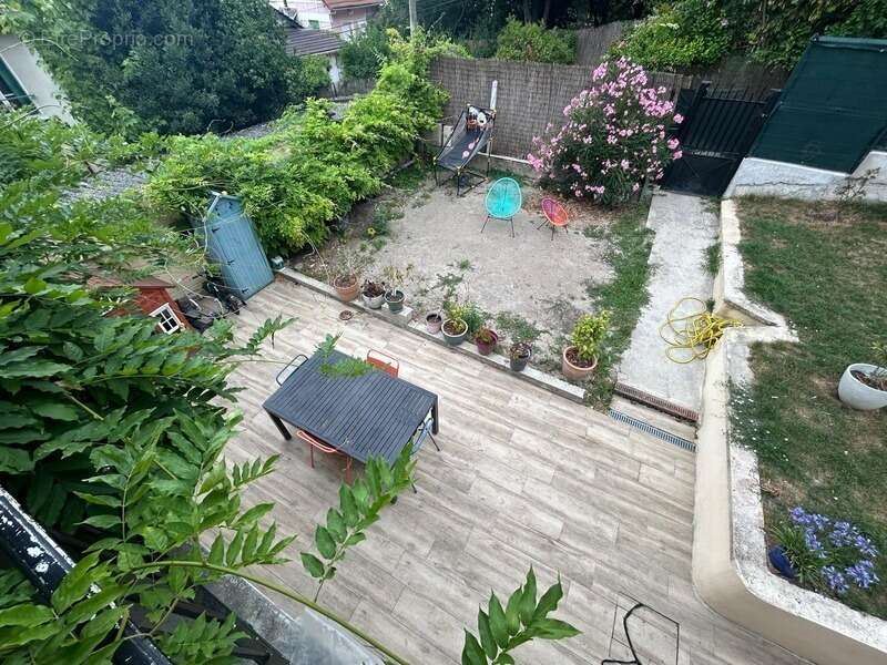 Maison à CHAMPIGNY-SUR-MARNE