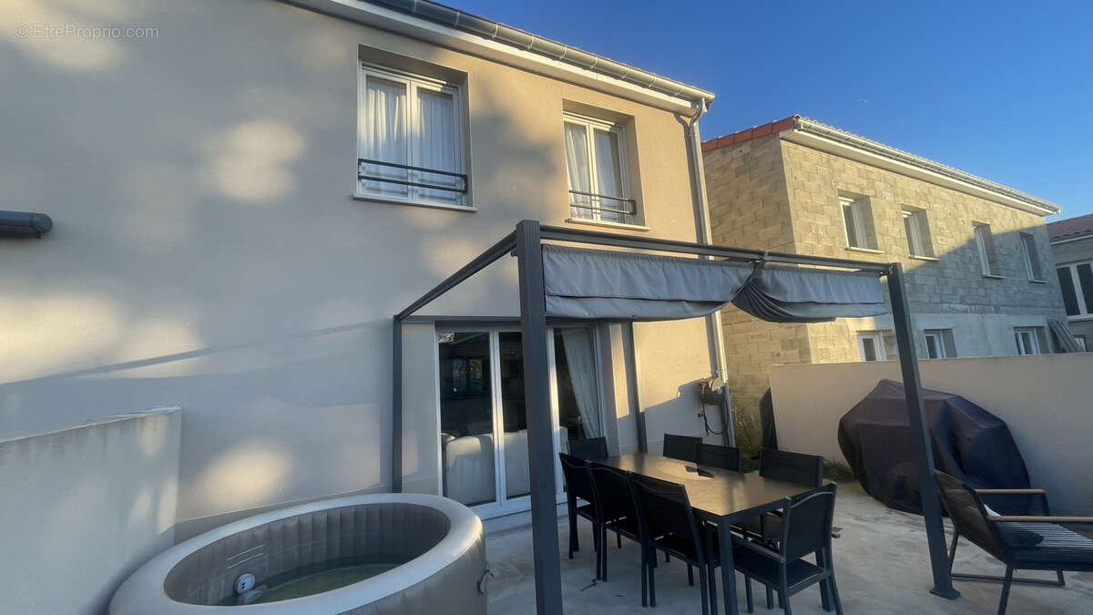 Maison à CHABEUIL