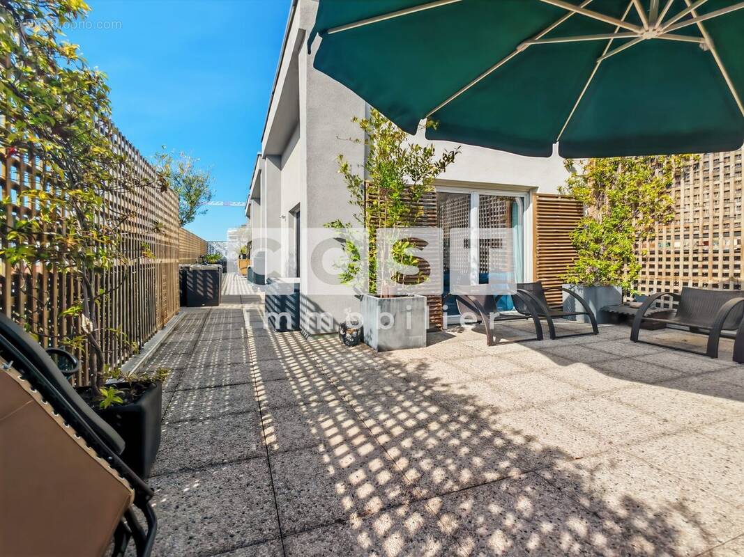 Appartement à GENNEVILLIERS