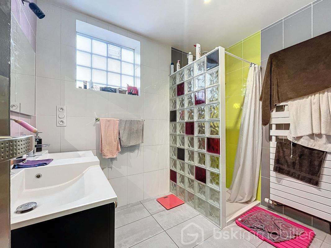 Maison à PONTAULT-COMBAULT