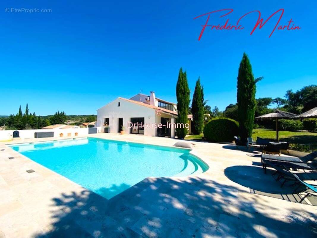 Maison à COLLIAS