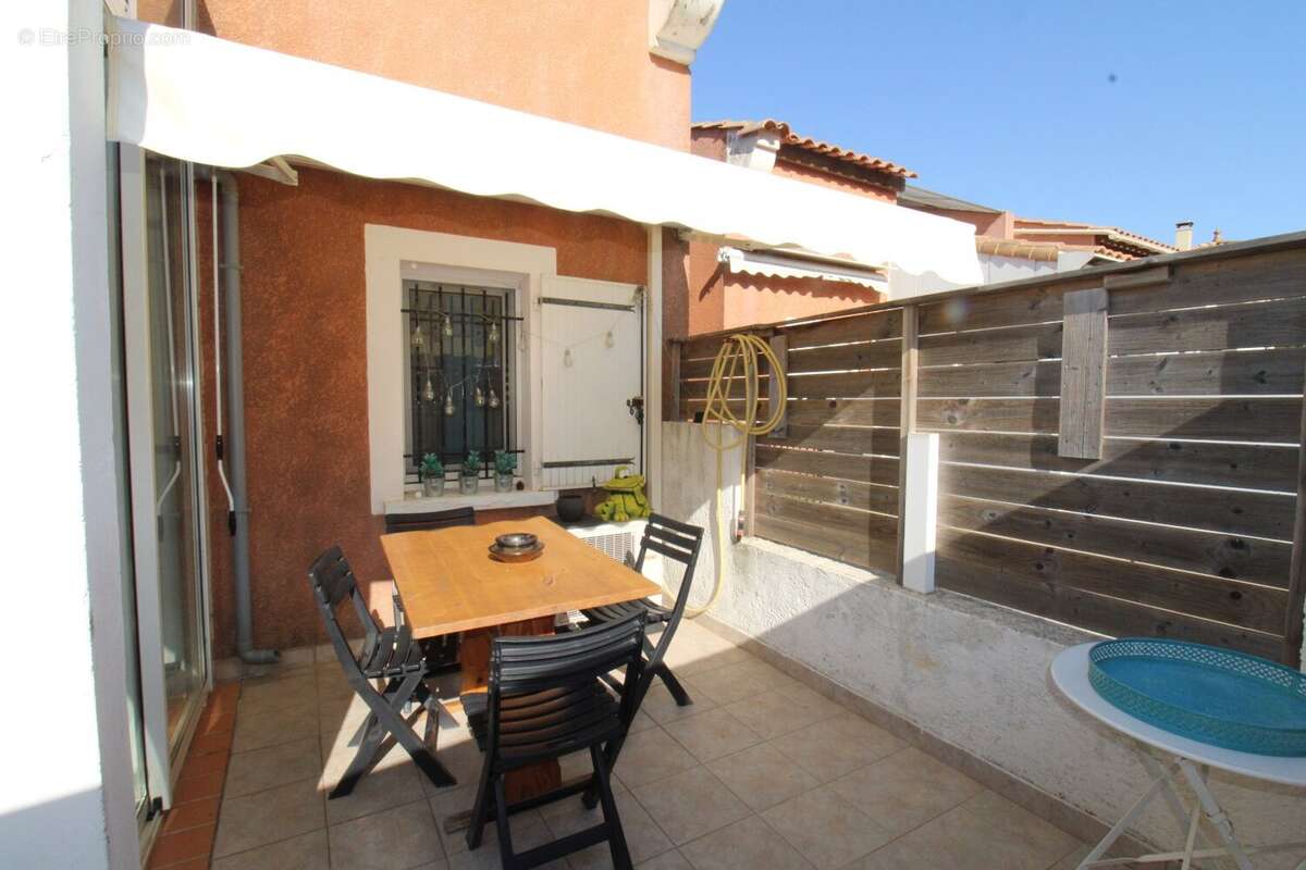 Maison proche commerces et plage - photo 2