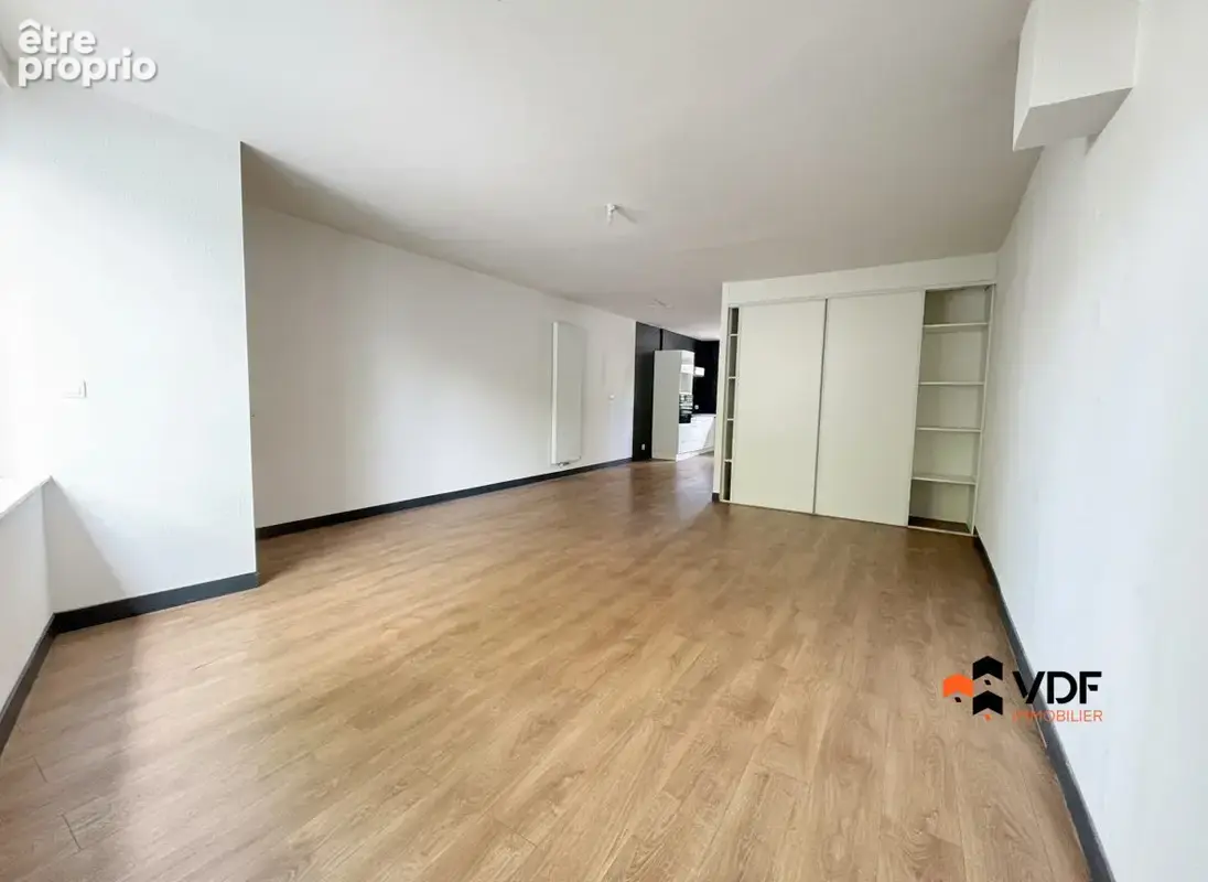Appartement 4 pièces 114 m² à vendre à Roanne (42300) - photo 2