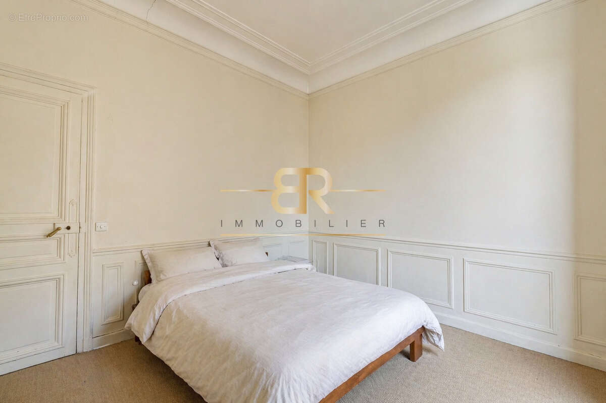 Appartement à PARIS-19E