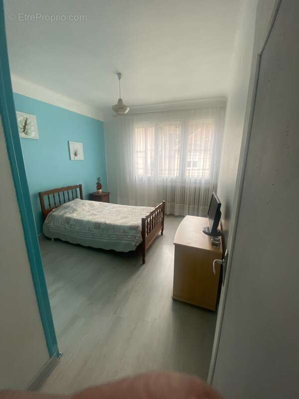 Maison à DECAZEVILLE