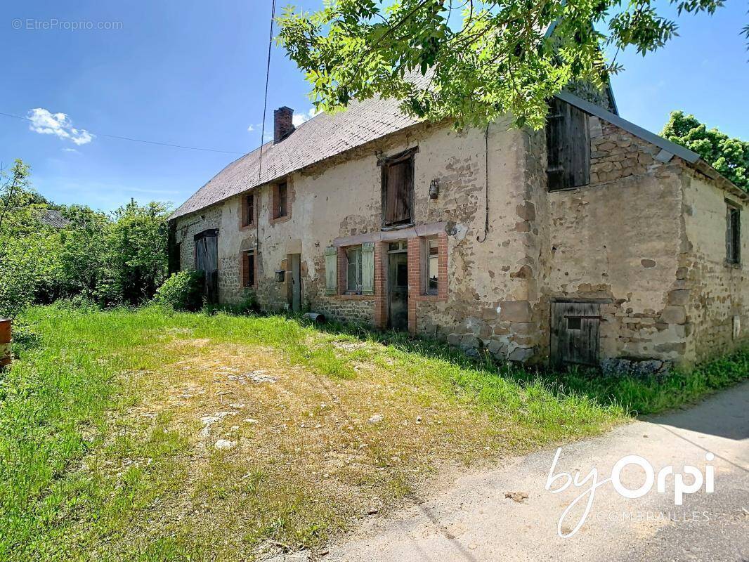 Maison à SAINT-MAURICE-PRES-PIONSAT