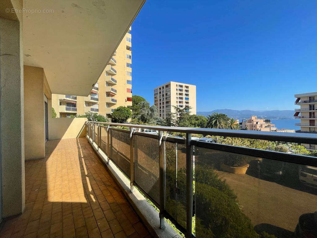 Appartement à AJACCIO