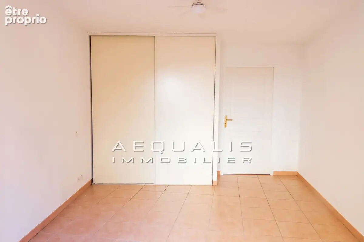 Appartement 2 pièces 46 m² à vendre à Saint-Laurent-Du-Var (06700) - photo 9