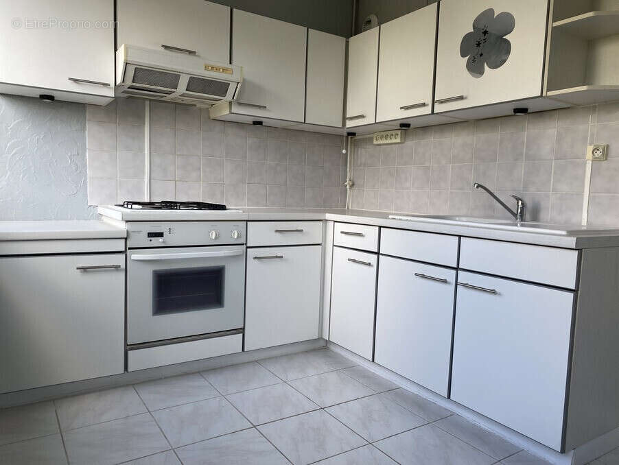 Appartement à CHENOVE