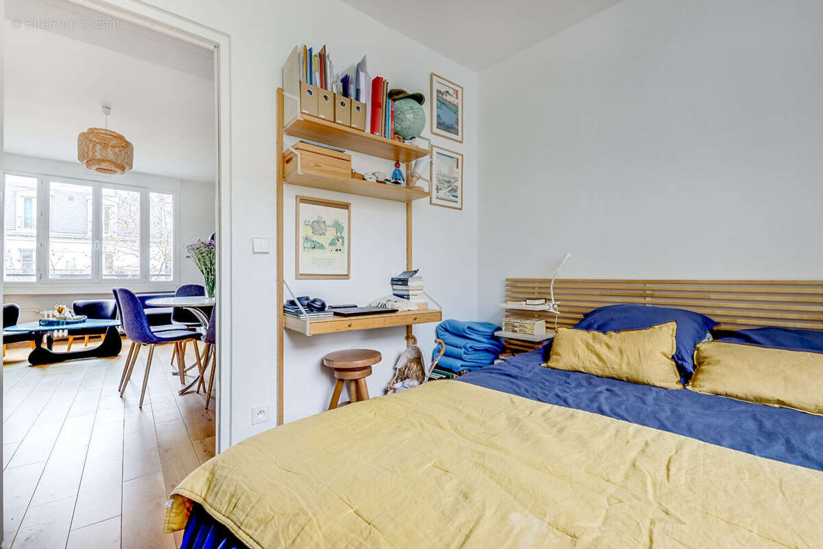 Appartement à PARIS-20E