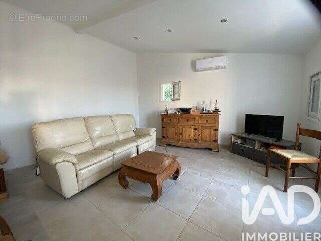 Maison 80 m² à Puymeras  - photo 6