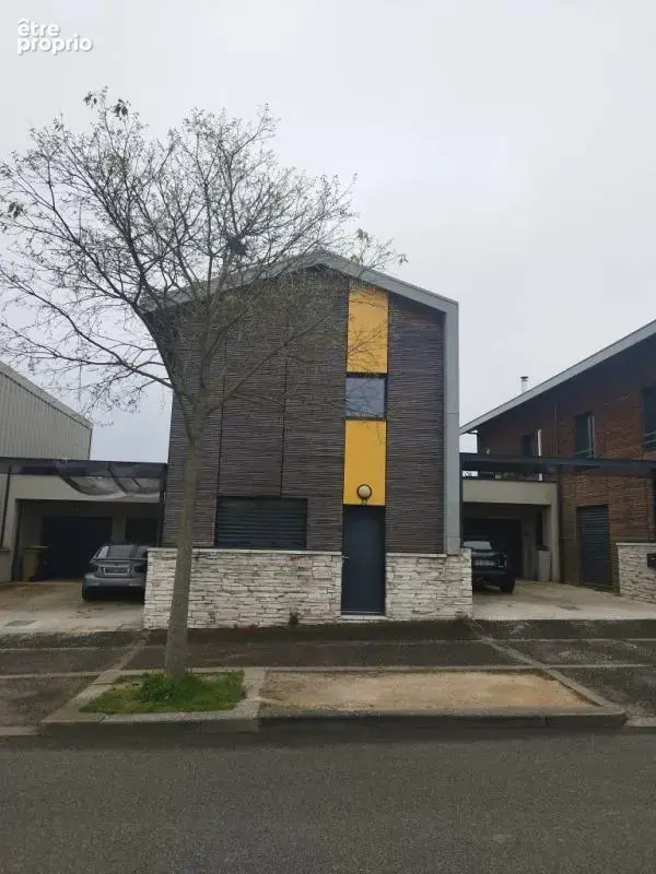 A vendre maison duplex st priest 69800 - photo 2