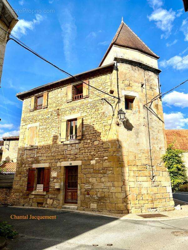 Maison à CORGNAC-SUR-L'ISLE