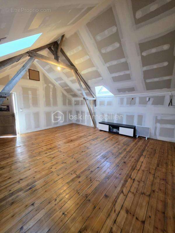 Maison de bourg de 190m2 avec terrain et Garage - photo 16