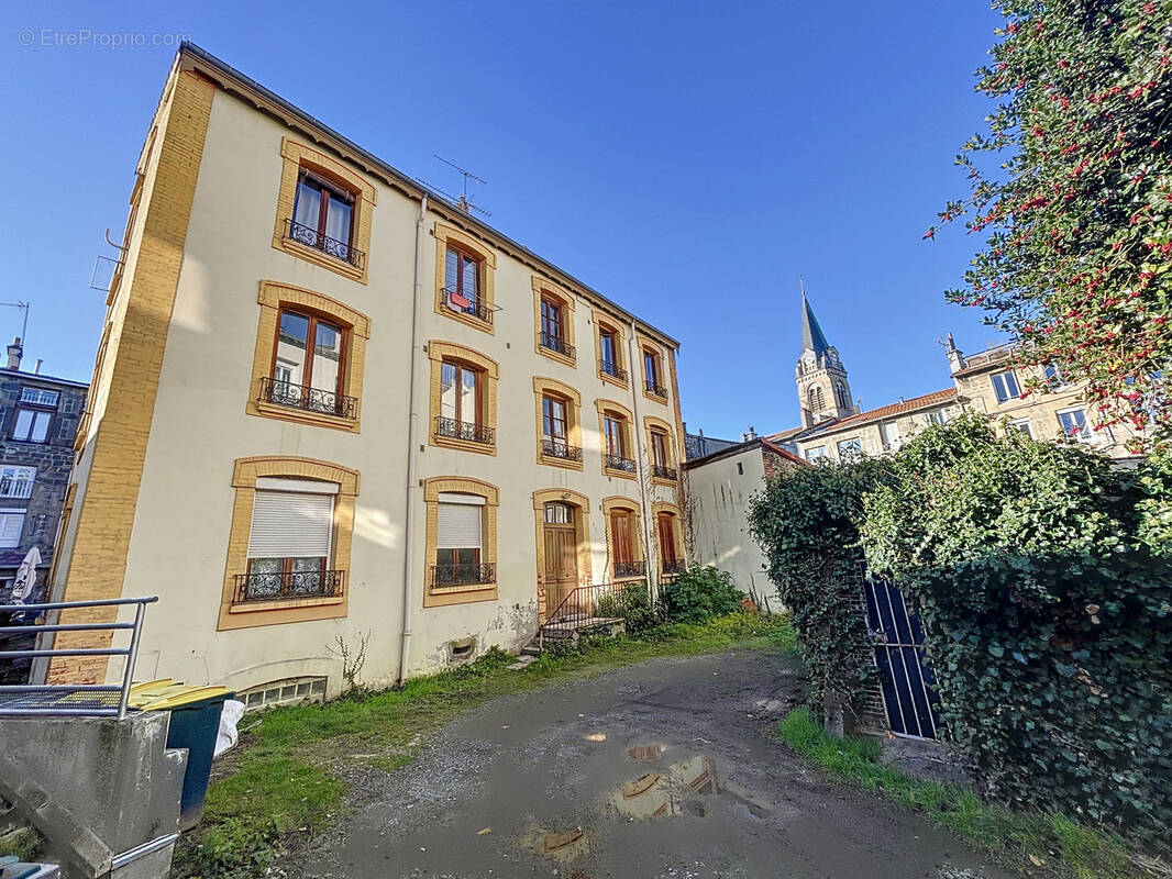 Appartement à SAINT-ETIENNE