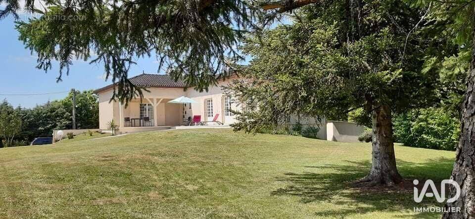 Photo 1 - Maison à FUMEL