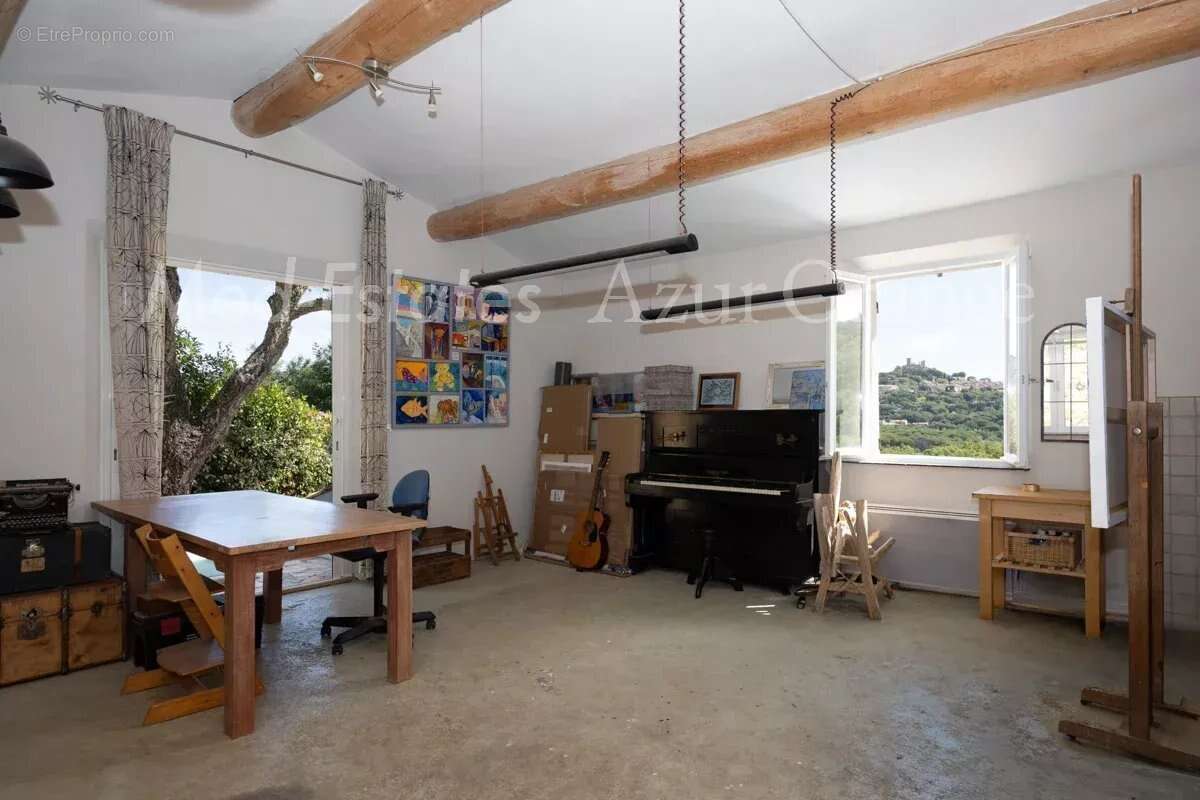 Maison à COGOLIN