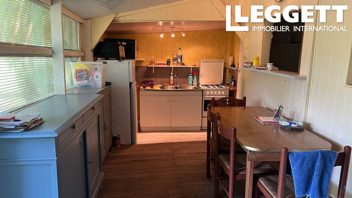 Terrain à ABJAT-SUR-BANDIAT