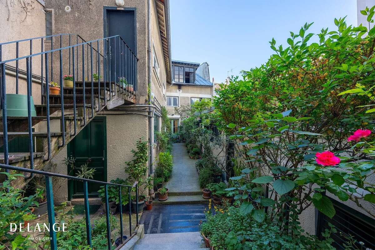 Appartement à PARIS-5E