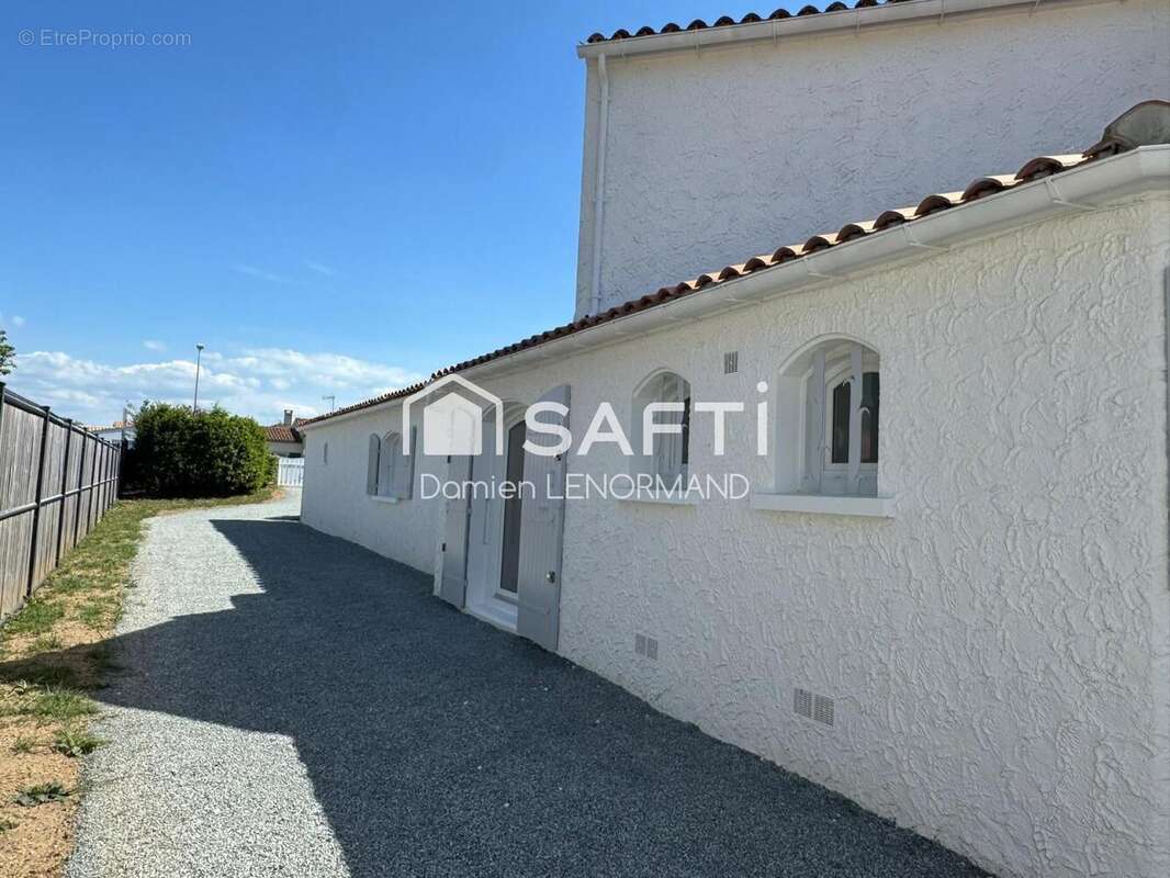 Photo 2 - Maison à LA BREE-LES-BAINS