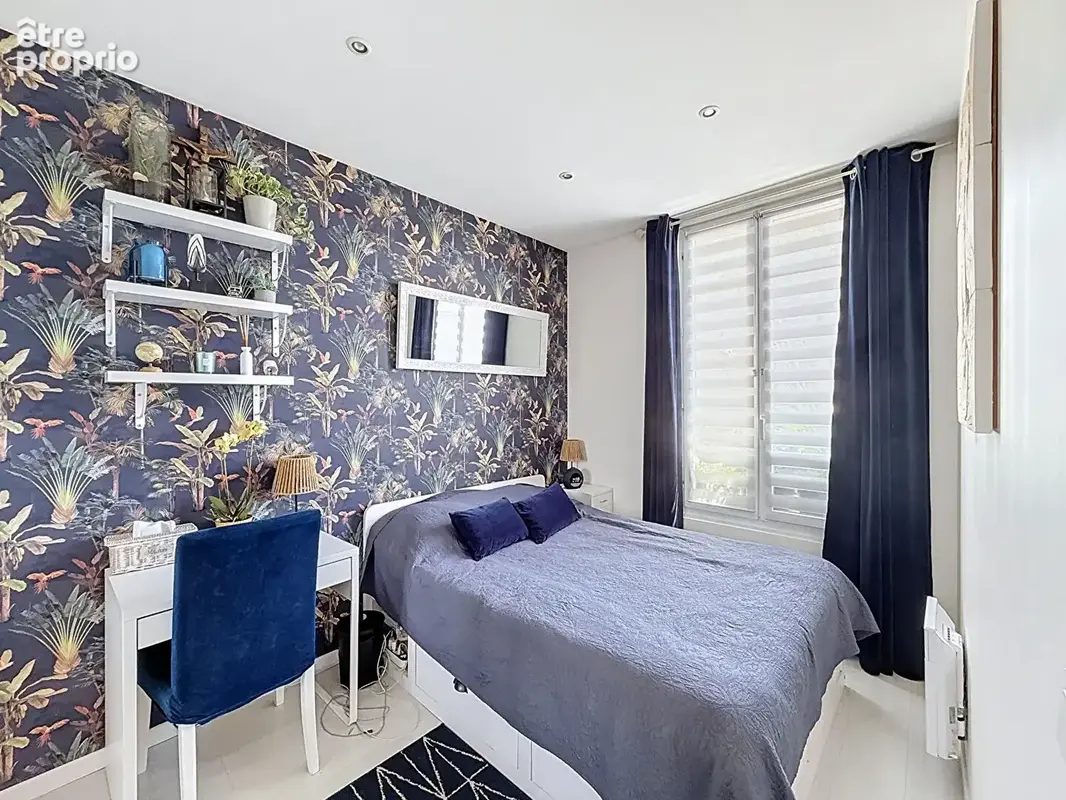 Montreuil, proche commerces et ecoles, joli 3 pieces traversant entierement renove avec 2 caves. - photo 3