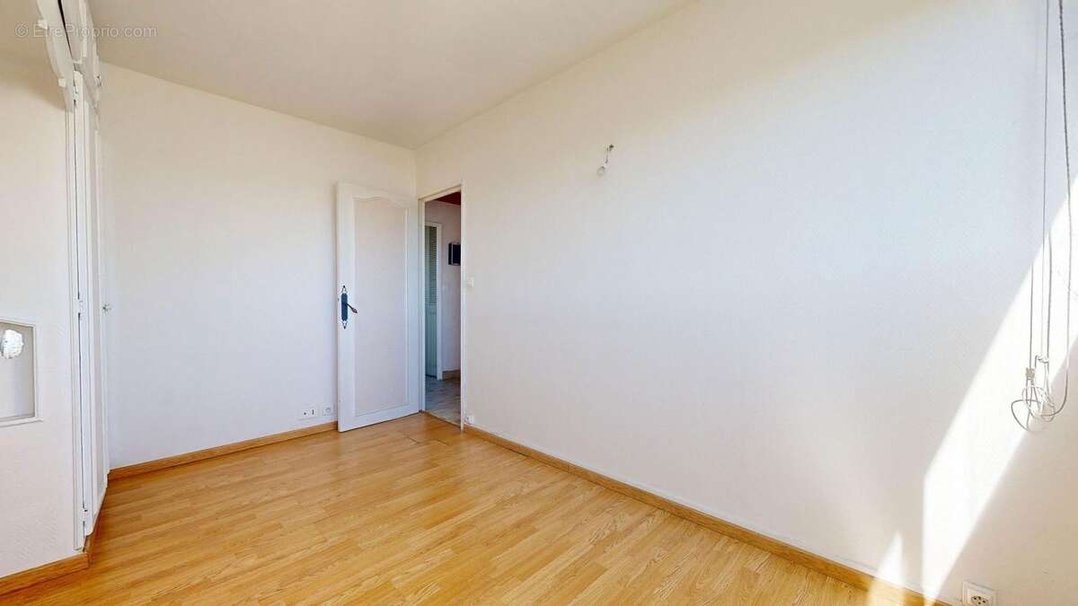 Appartement à SAVIGNY-SUR-ORGE