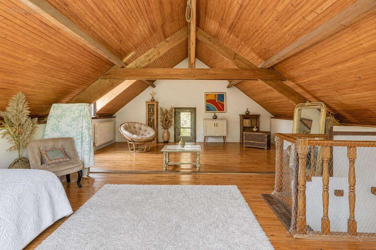 À vendre – Maison familiale - photo 10