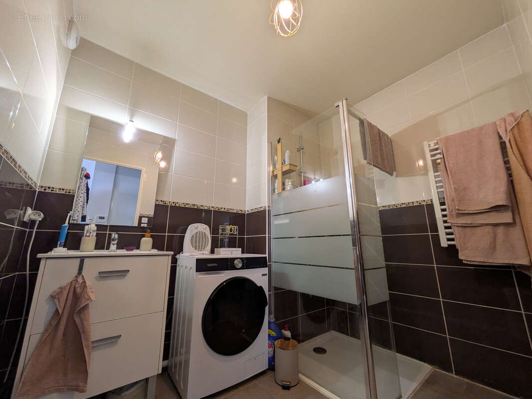 Appartement à LA FARLEDE