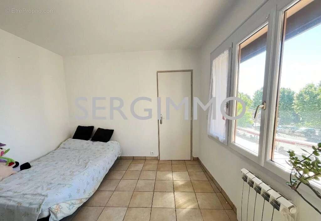 Appartement à MONTAUROUX