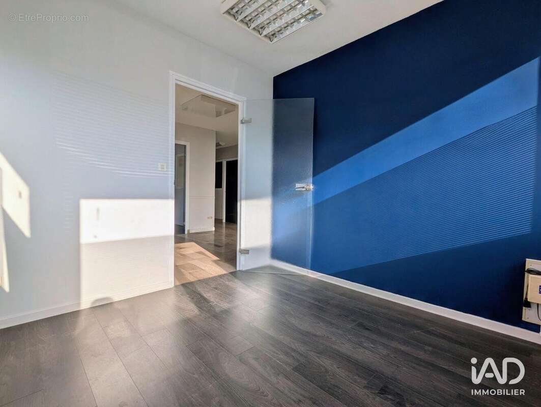 Commerce 86 m² à Bethune  - photo 4