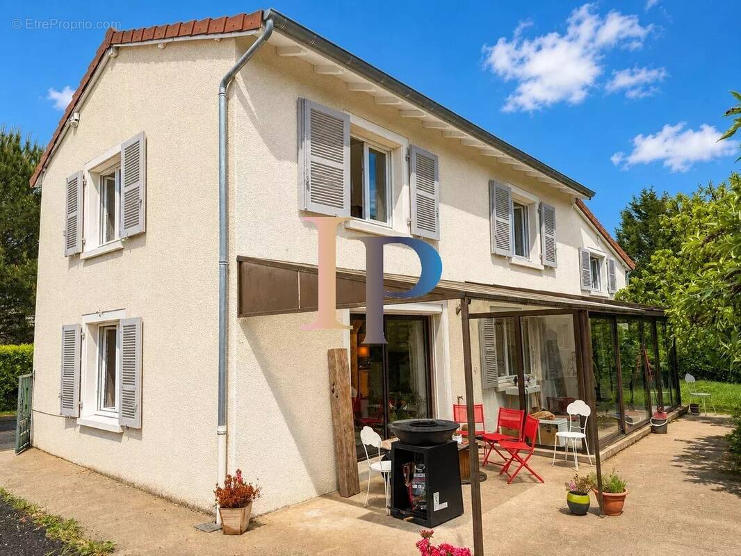 Maison à COUBLANC