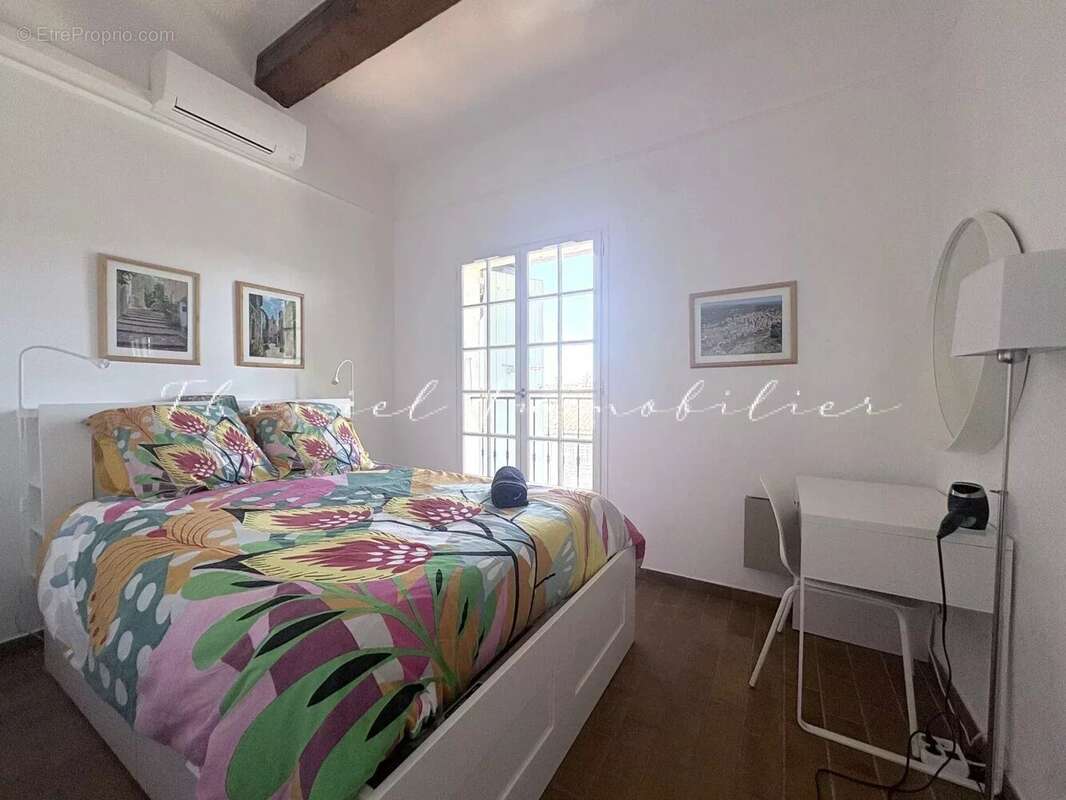 Appartement à LA GARDE-FREINET