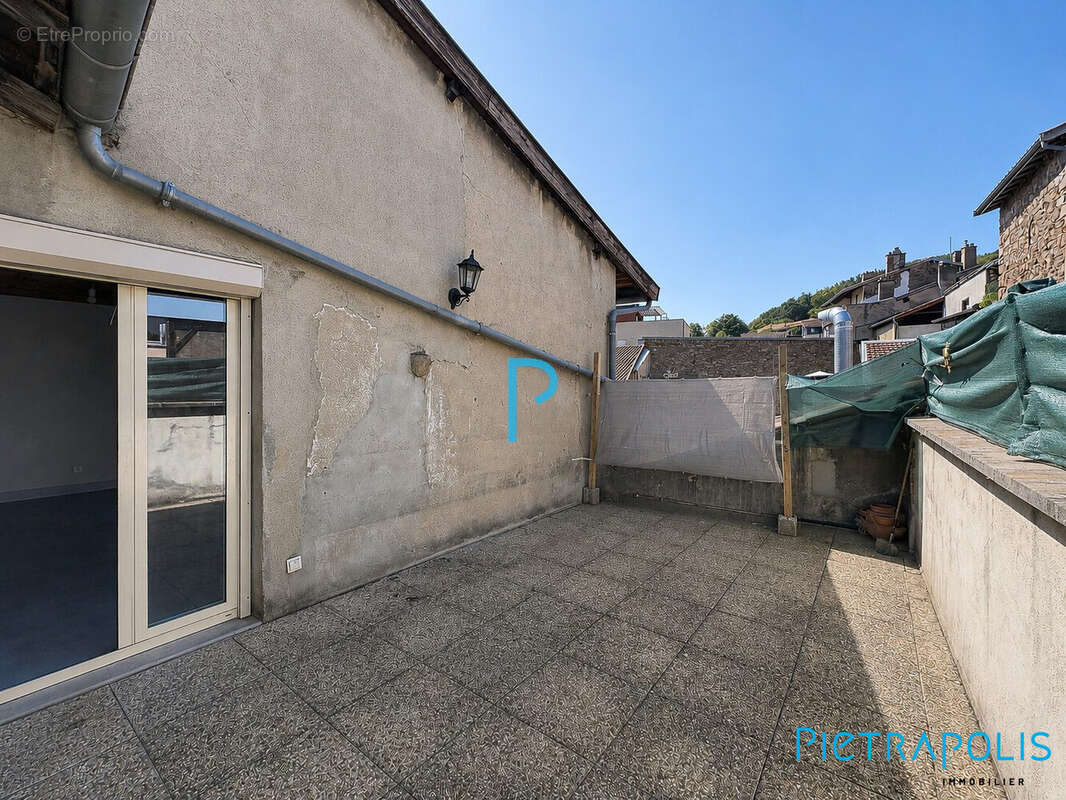 Appartement 277 m² à Tarare  - photo 4