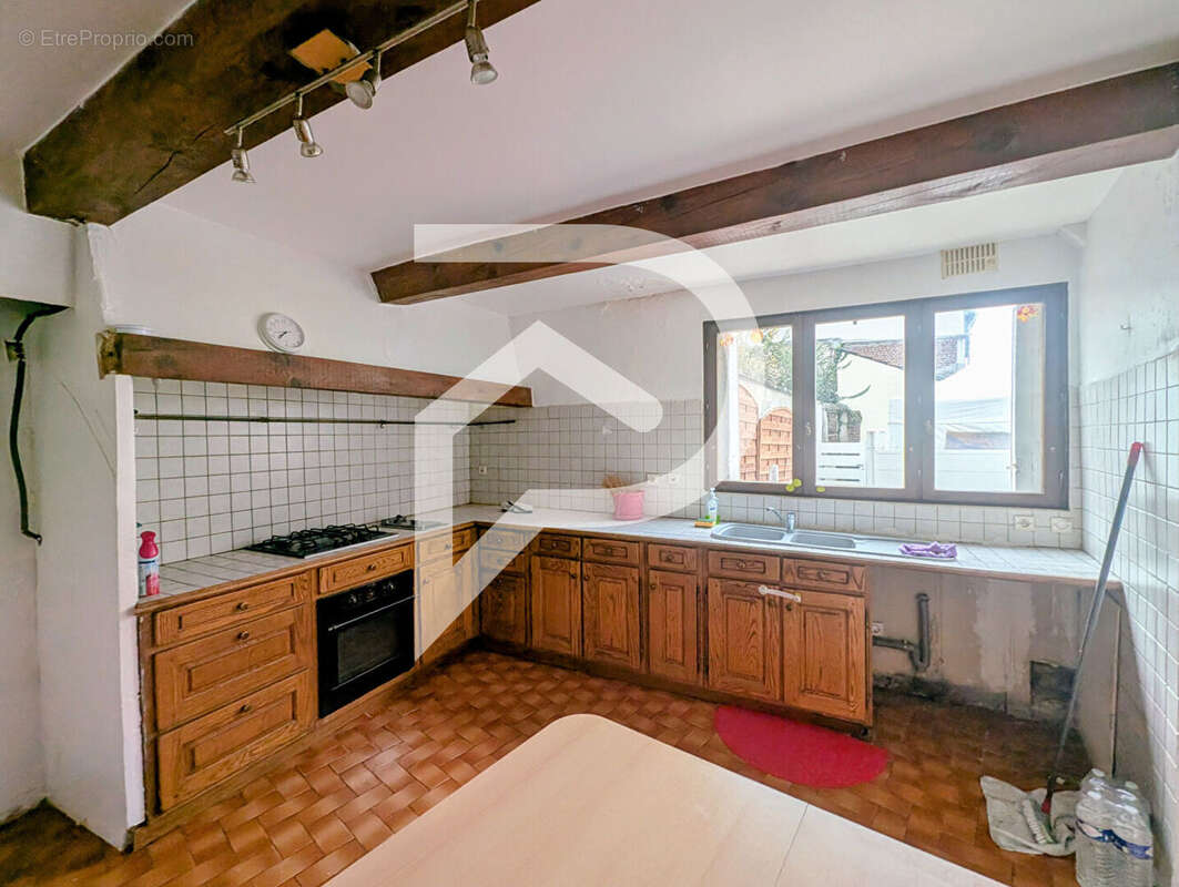 Maison à MERU