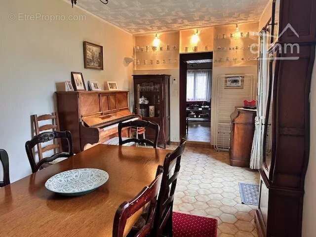 Maison à CONGIS-SUR-THEROUANNE