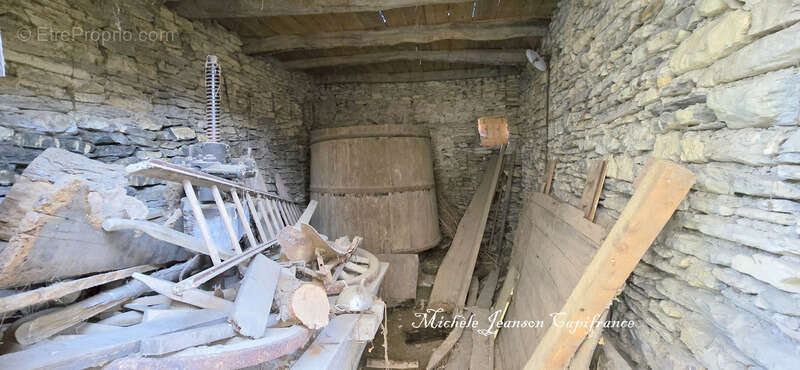 Maison à BETTON-BETTONET