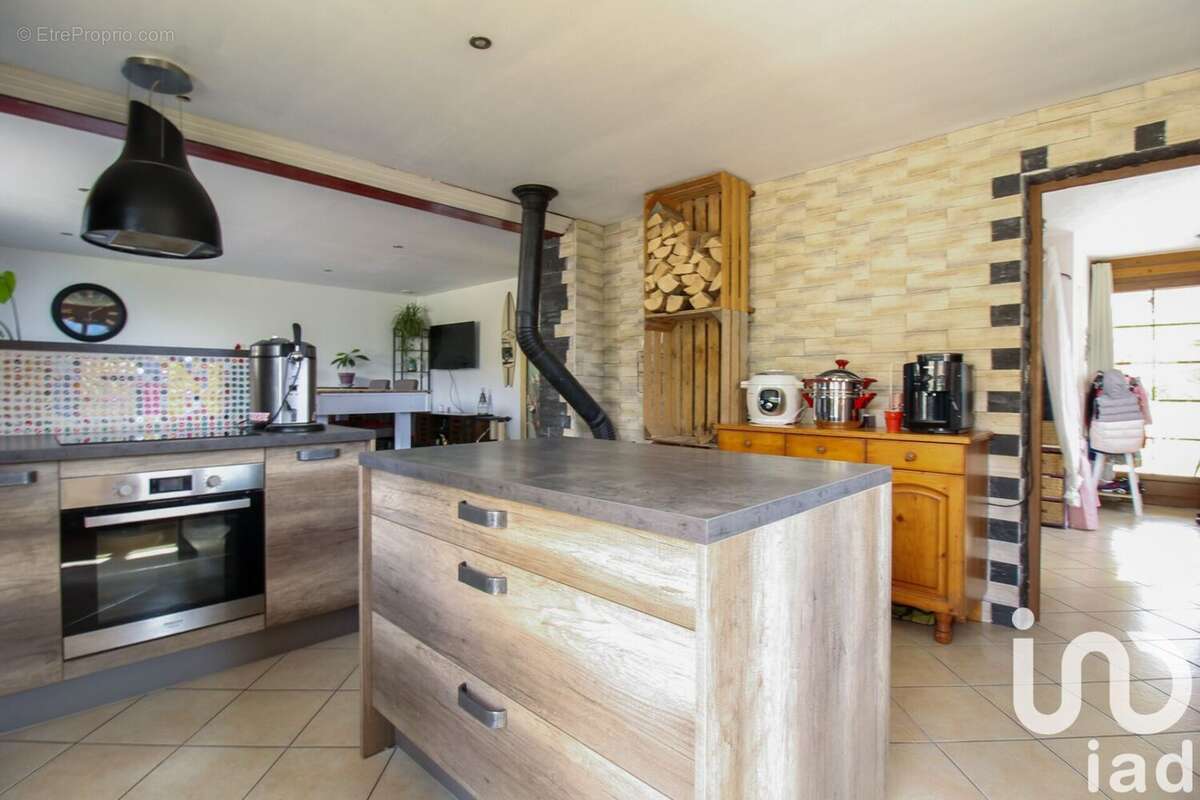 Photo 3 - Maison à LATHUILE