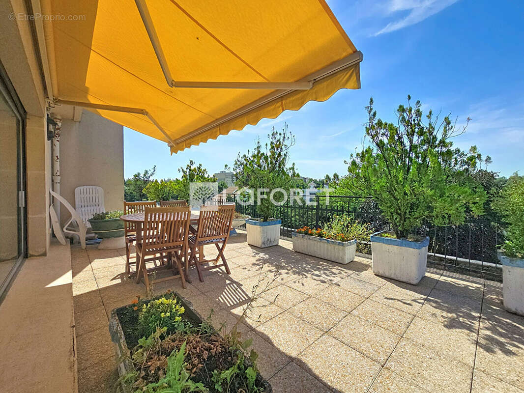 Appartement à BOURG-LA-REINE