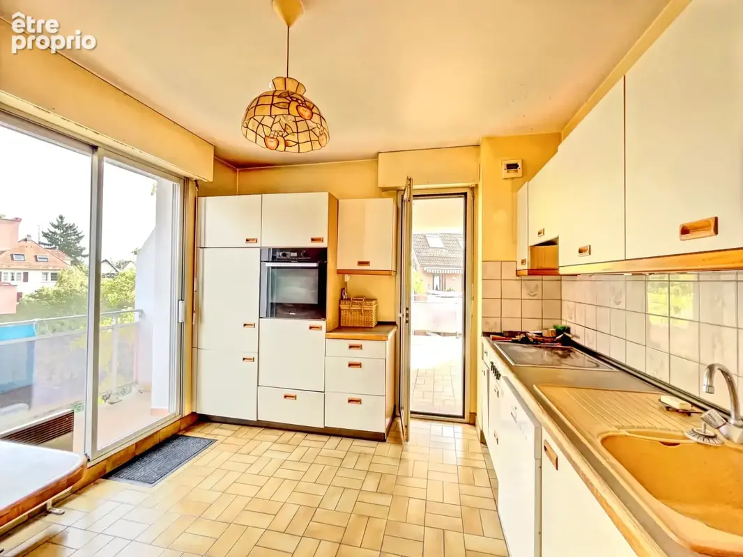 Appartement 4/5 pièces avec 3 balcons et garage Rue Beulenwoerth ROBERTSAU - photo 4