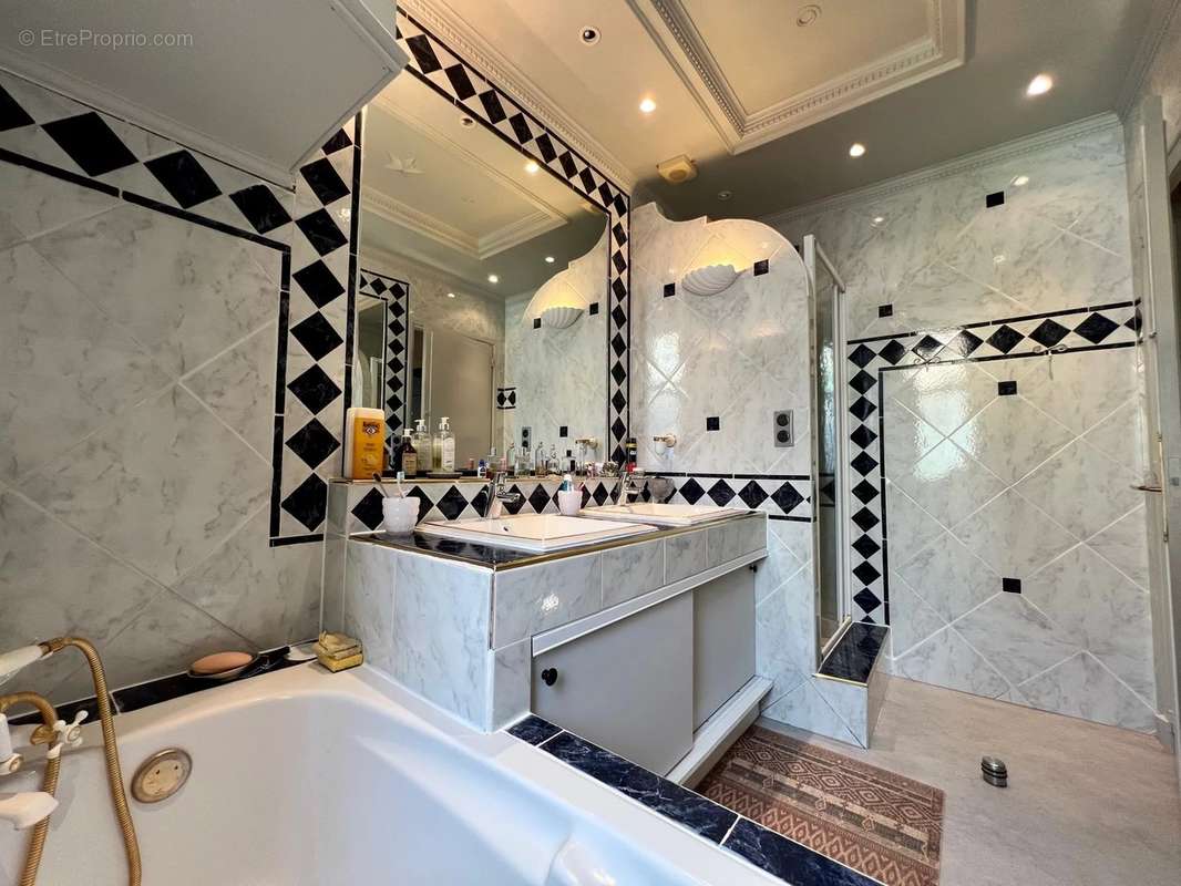 Appartement à GRASSE