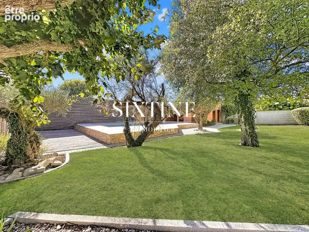 Maison 9 pièces 193 m² à vendre à L'isle-D'abeau (38080) - photo 3
