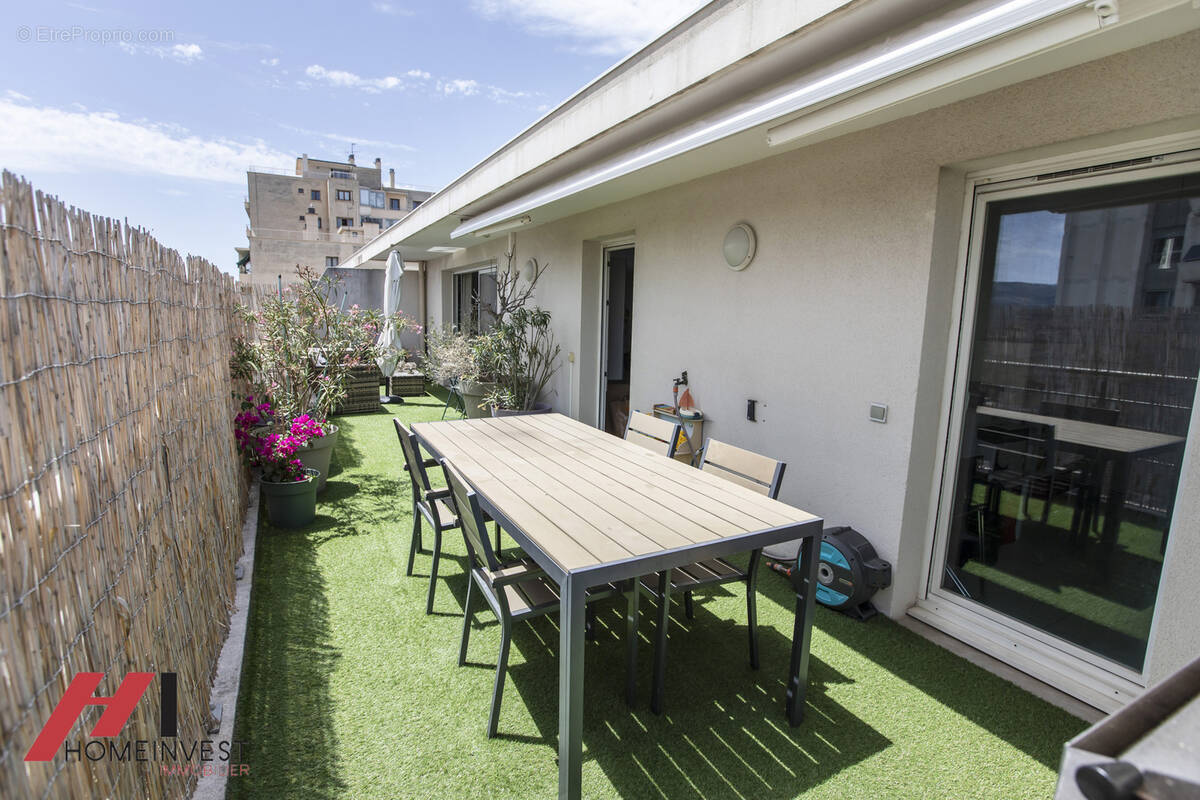 Appartement à MARSEILLE-8E