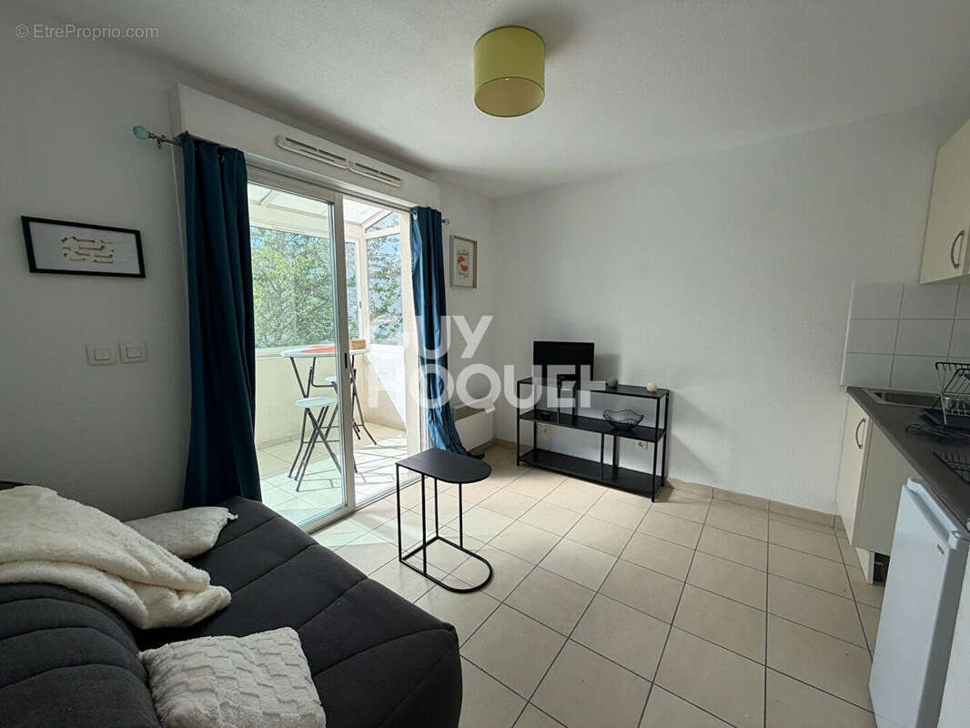 Appartement à RION-DES-LANDES