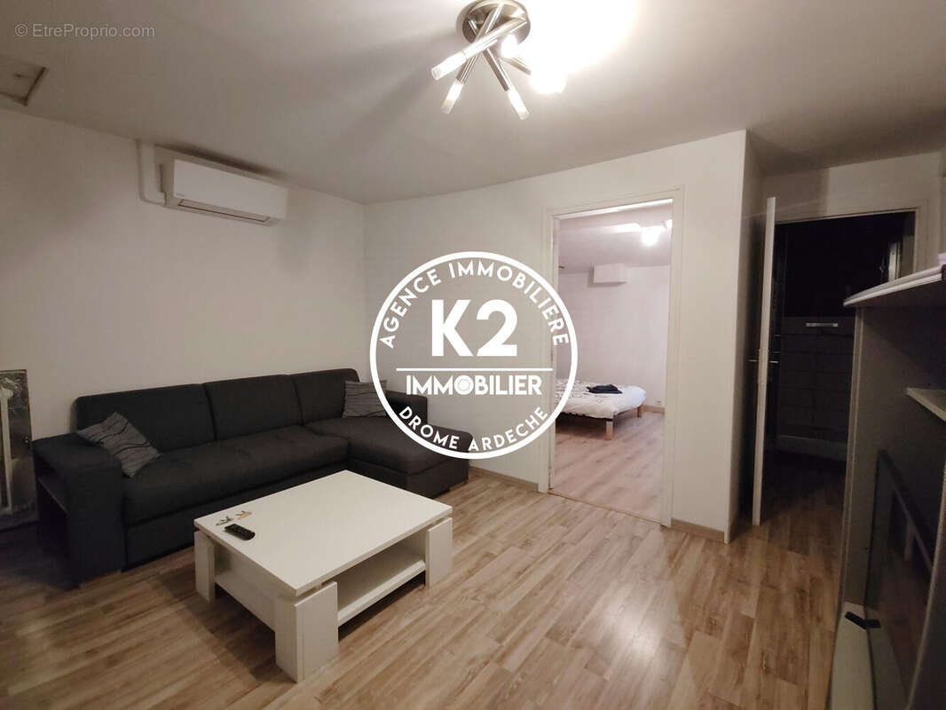 T3 - Salon - Appartement à LE TEIL