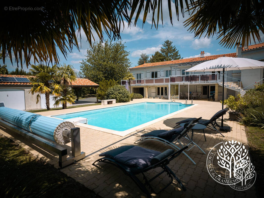 Maison à SAINT-SAVINIEN